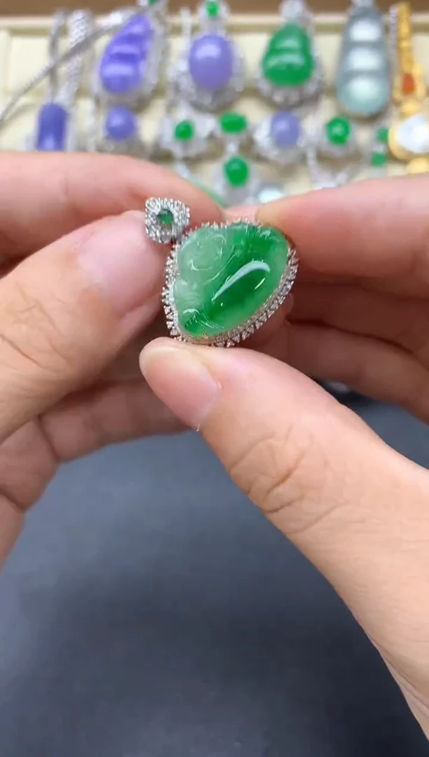 翡翠18K金镶嵌颈饰398-中国好珍宝