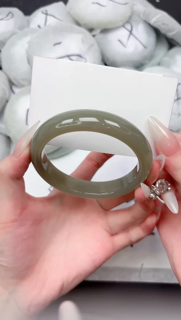 未镶嵌手镯石英质玉307-60.2