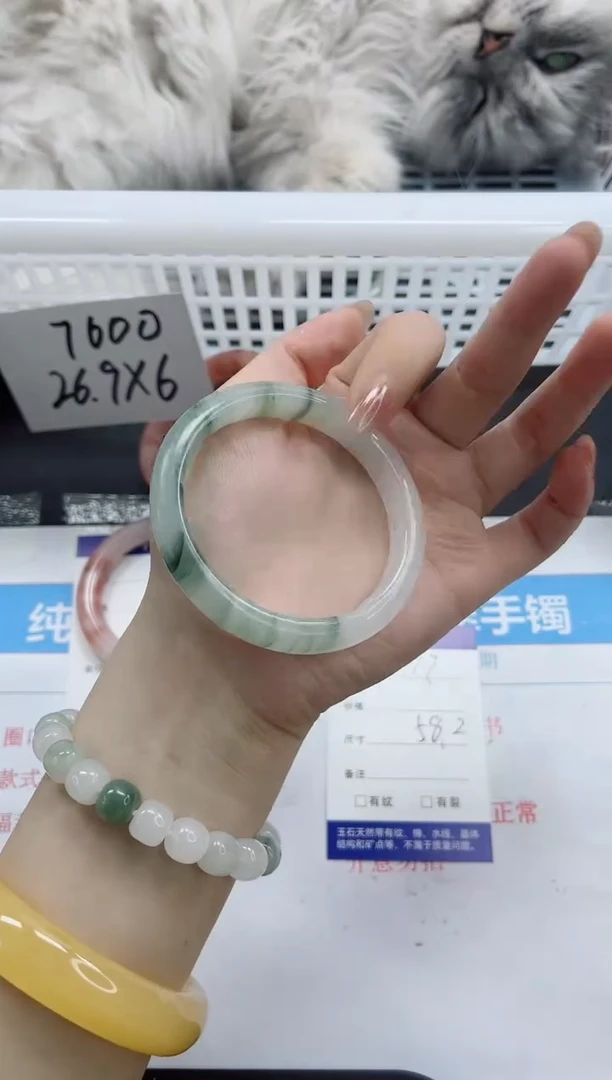 【闪购商品】石英质玉手镯未镶嵌k17-58.2