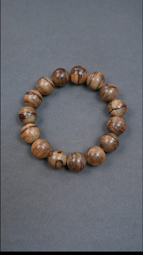 沉香沉香碎屑14mm达拉干老料14g