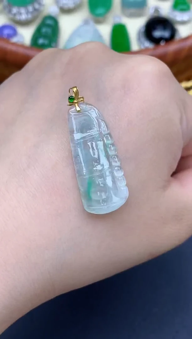 颈饰18K金镶嵌翡翠169-中国好珍宝