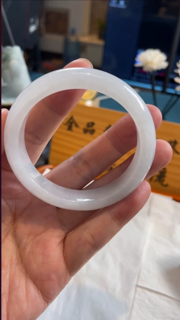 未镶嵌定制翡翠14950号55.8圈