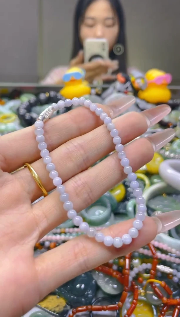翡翠未镶嵌颈饰4MM/Q/翡翠A货，一件也是批发价