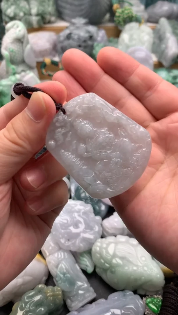 吊坠(不含链)未镶嵌翡翠1