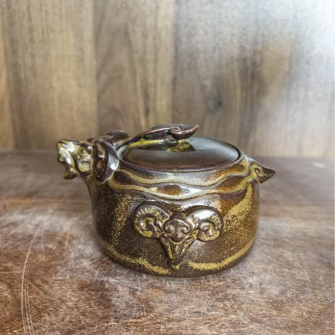 A282景德镇制陶瓷壶一件