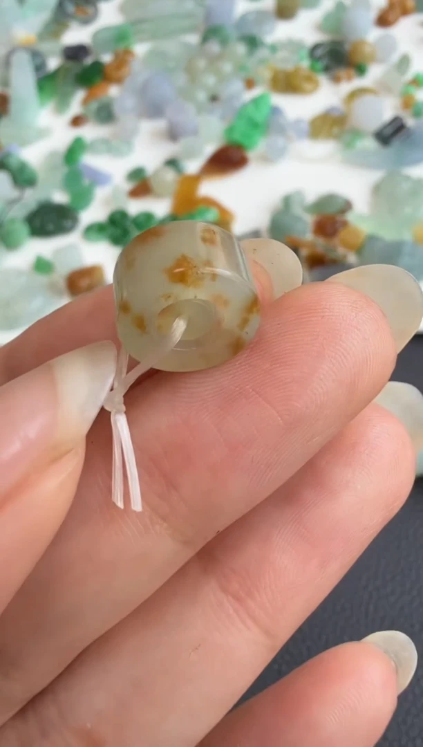 未镶嵌定制翡翠一**秀11.6*6.5-680+68