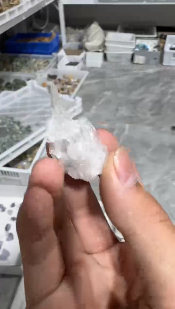月下珠宝严选矿物