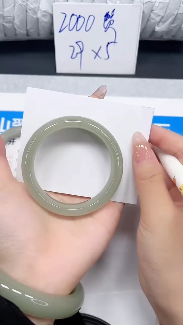 未镶嵌手镯石英质玉59-52