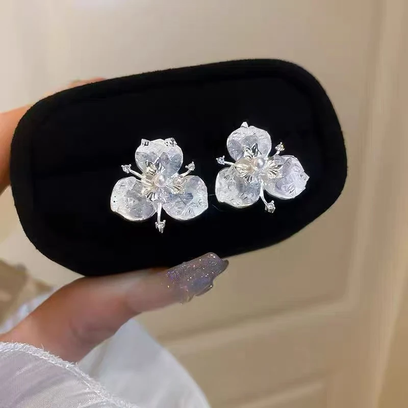 铜合金耳饰 蓝色三生花春夏轻奢甜美气质百搭精致手工耳钉