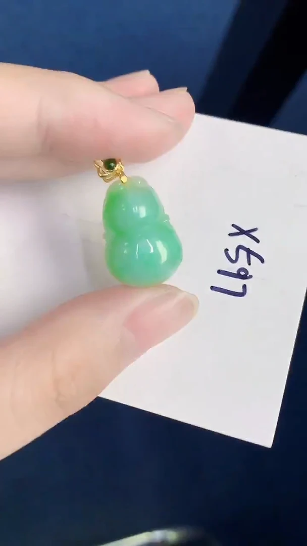 颈饰未镶嵌翡翠天然翡翠缅甸A货