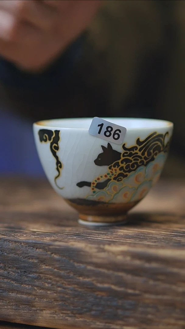 【闪购商品】186景德镇手绘玄猫窑变杯