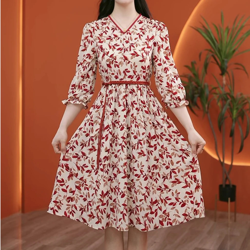 【HDY8012】春季新款时尚气质显瘦遮肚洋气碎花连衣裙