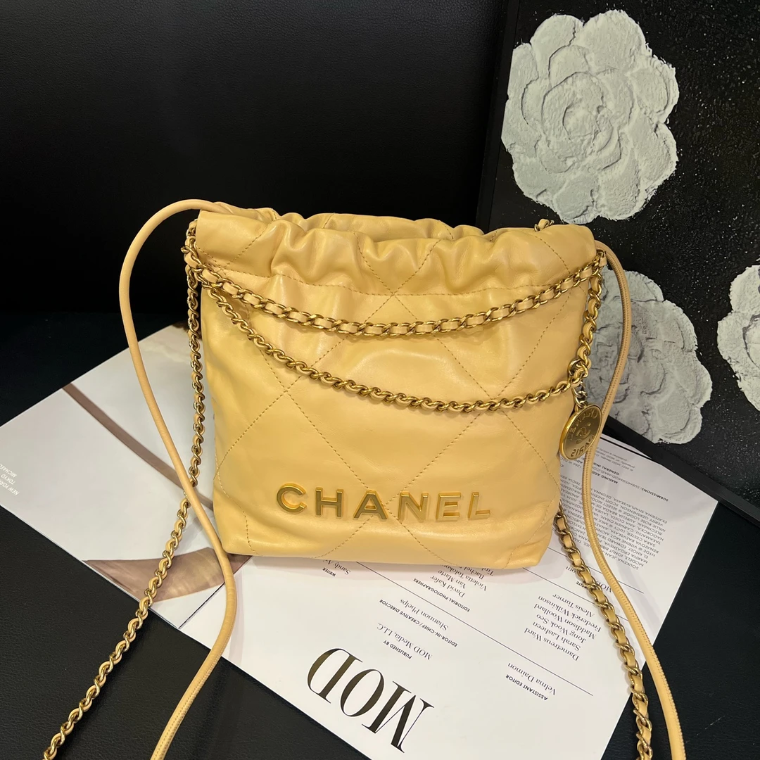 95新 Chanel/香奈儿 专柜41000 23年奶茶色mini 22bag斜挎包B4790