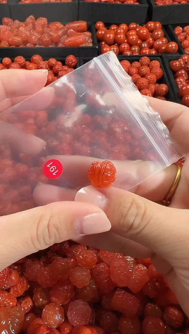 颈饰未镶嵌南红玛瑙11