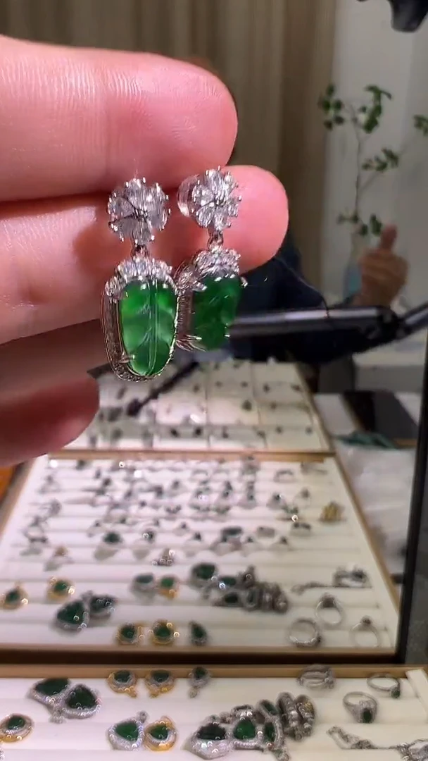 银S925镶嵌翡翠耳饰金枝玉叶耳坠