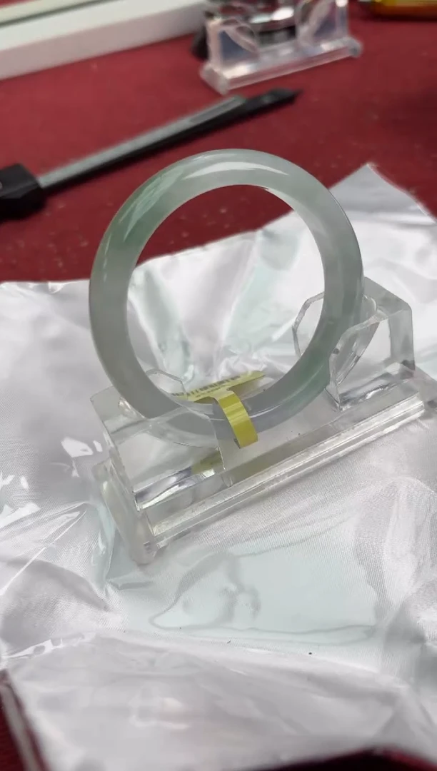 【闪购商品】翡翠手镯未镶嵌1手镯