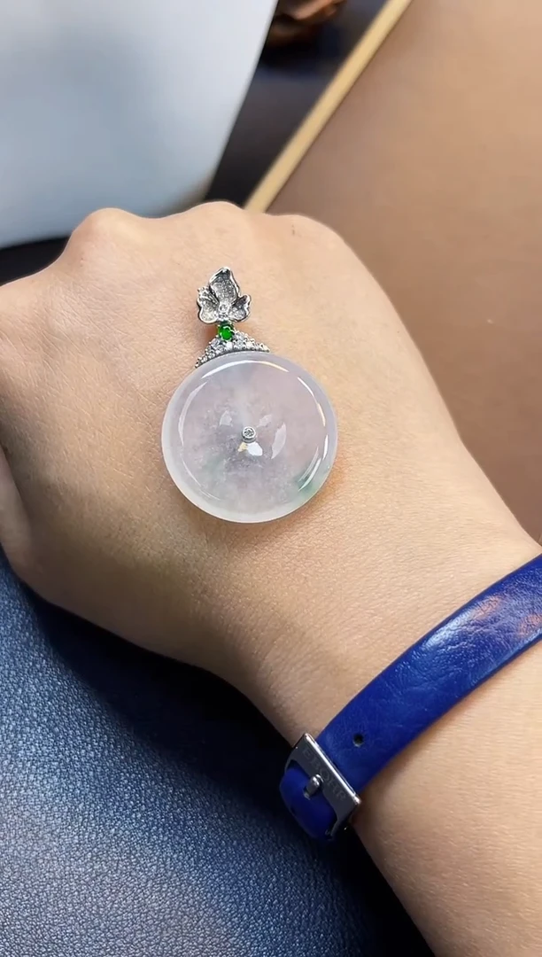 吊坠(不含链)18K金镶嵌翡翠洁华19平安扣40.2*26.5*5.9