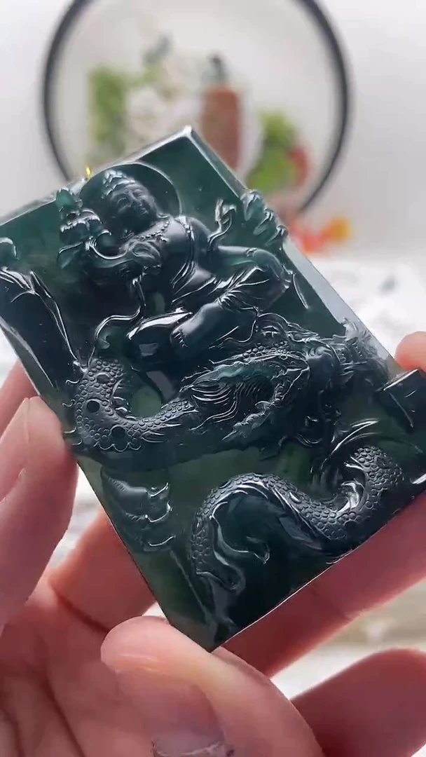 颈饰未镶嵌翡翠大势至