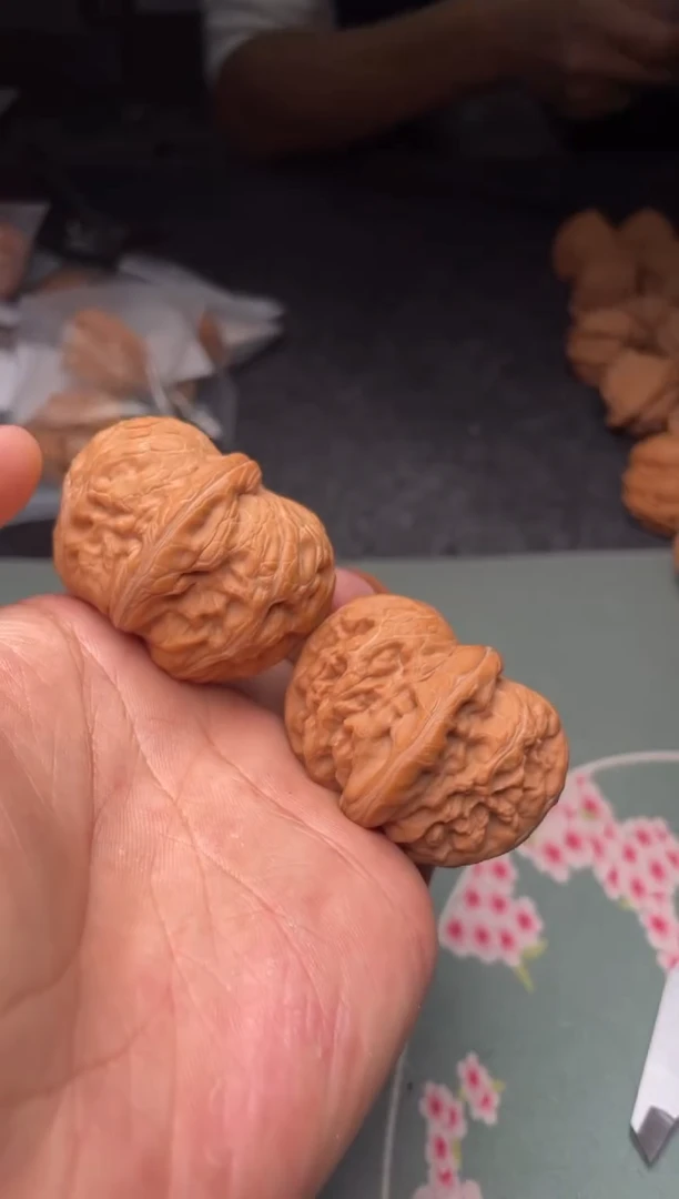 把件文玩核桃a349   元宝  45尺  小水尖