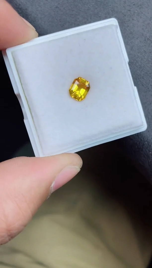 裸石彩色蓝宝石1.55ct