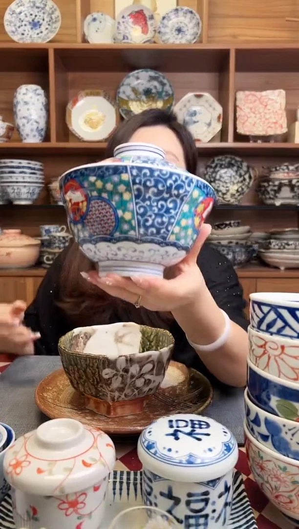 瓷片绿色锦花兔 盖碗