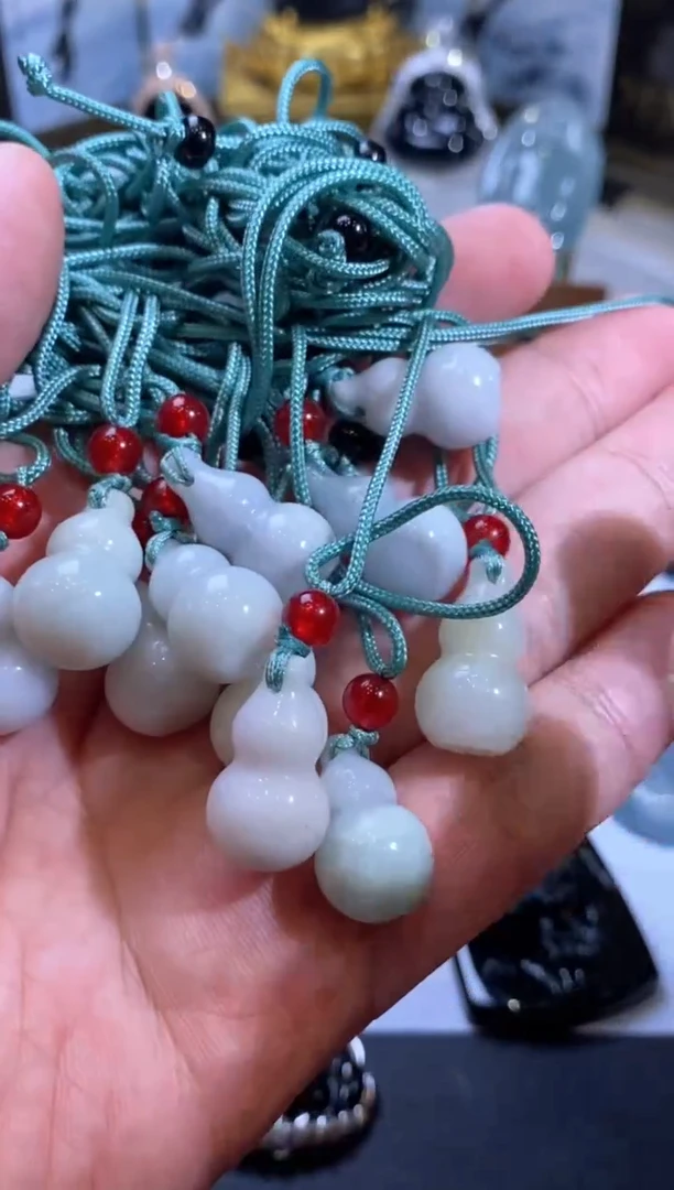 未镶嵌把件翡翠天然缅甸A货翡翠葫芦车挂