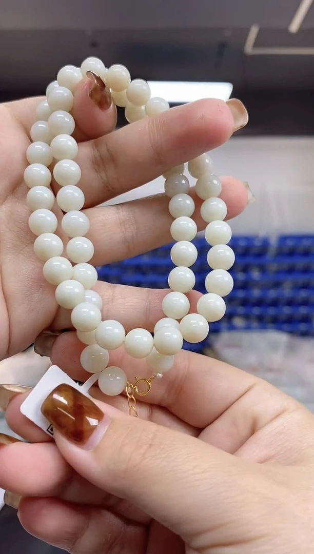 【闪购商品】和田玉项链未镶嵌多样性发其一颜色微差