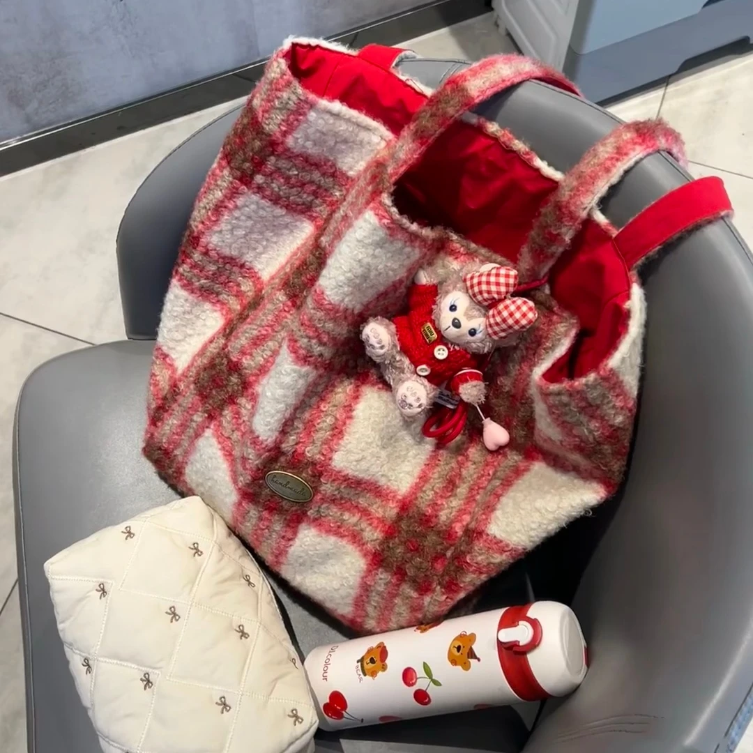 ZY秋冬新款格子竖条纹毛毛韩系ins风大容量单肩托特包帆布圣诞风