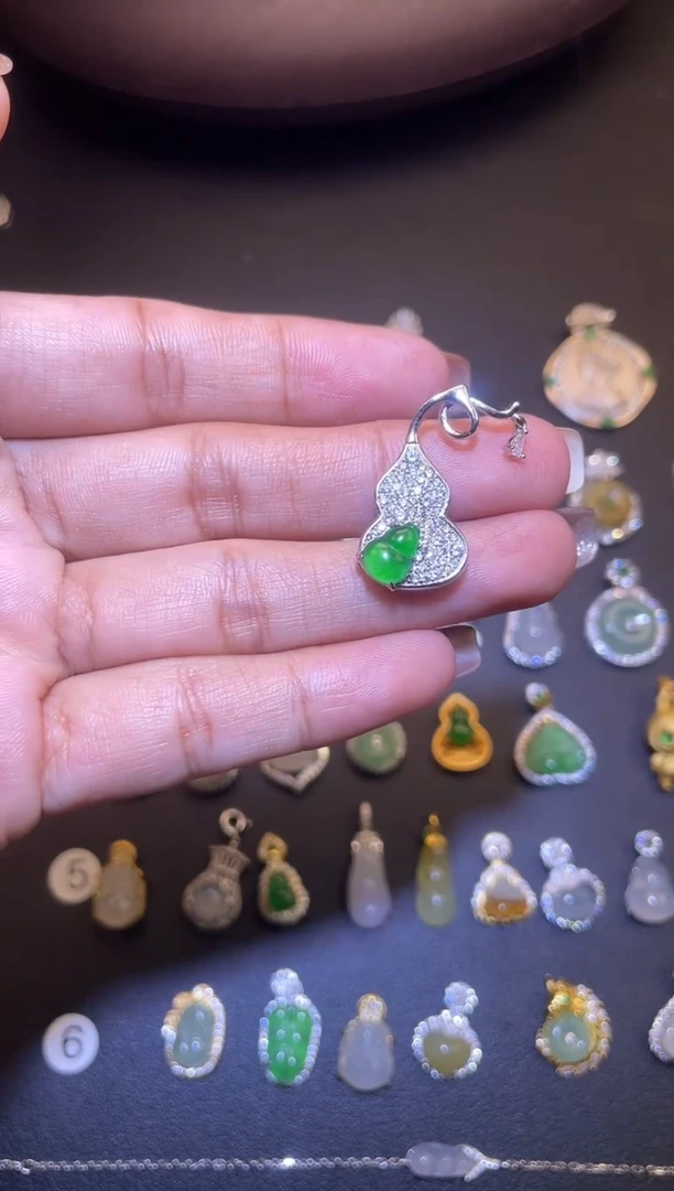 吊坠(不含链)银S925镶嵌翡翠1
