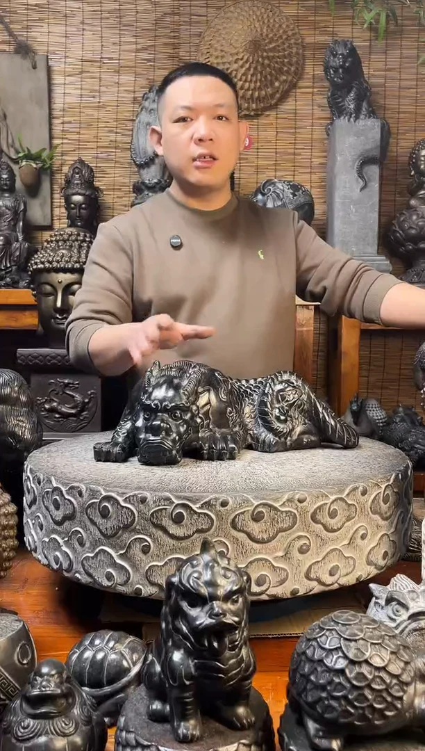 石材45趴吸水兽天然青石雕刻