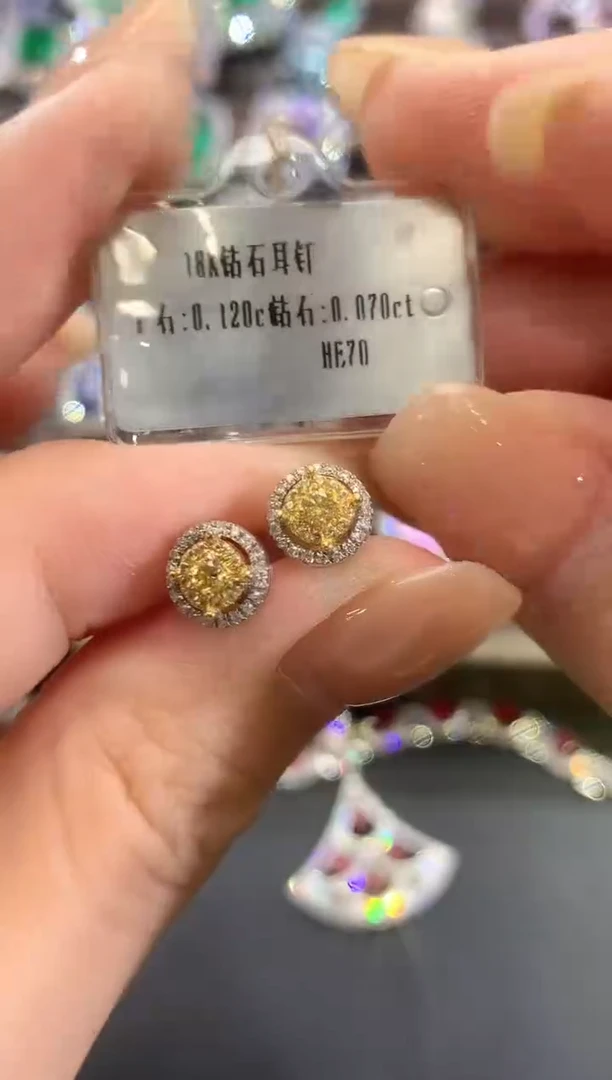 18K金镶嵌耳饰钻石a78       多样性一件发