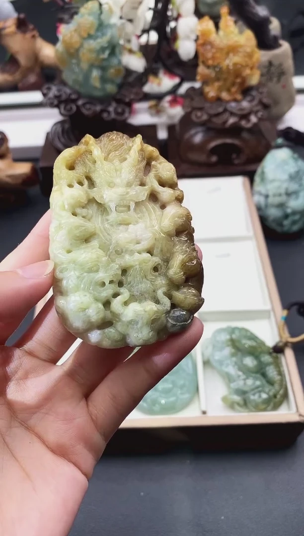 颈饰未镶嵌翡翠天然缅甸A货翡翠