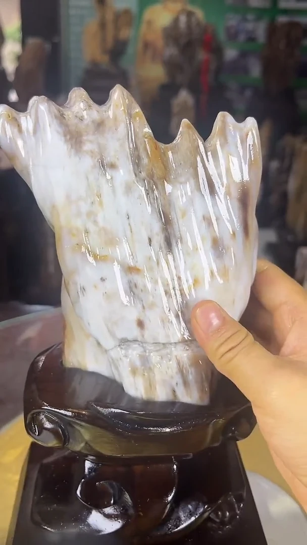 缅甸天然树化玉摆件