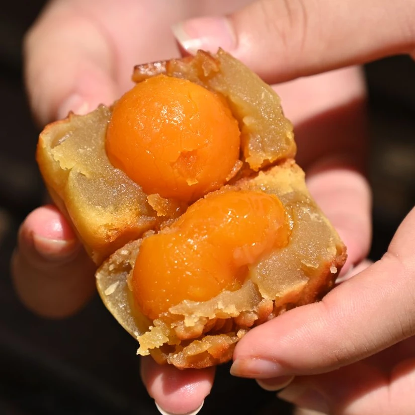 【2盒装】莲蓉蛋黄月饼美食零食60g*8个装月饼哥哥