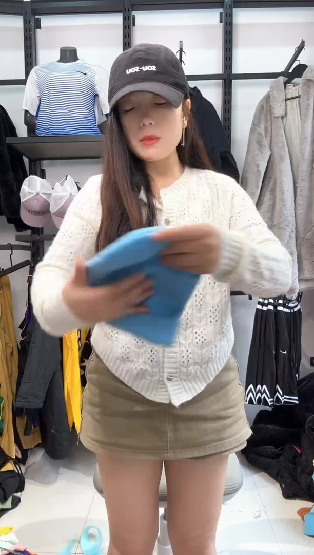 2670 编码  瑕疵直播间过款为准 尺码