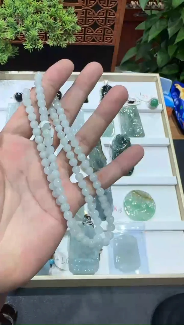 未镶嵌挂件翡翠A货翡翠多样性一件