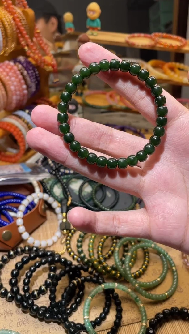 手串未镶嵌和田玉老型和田碧玉手串