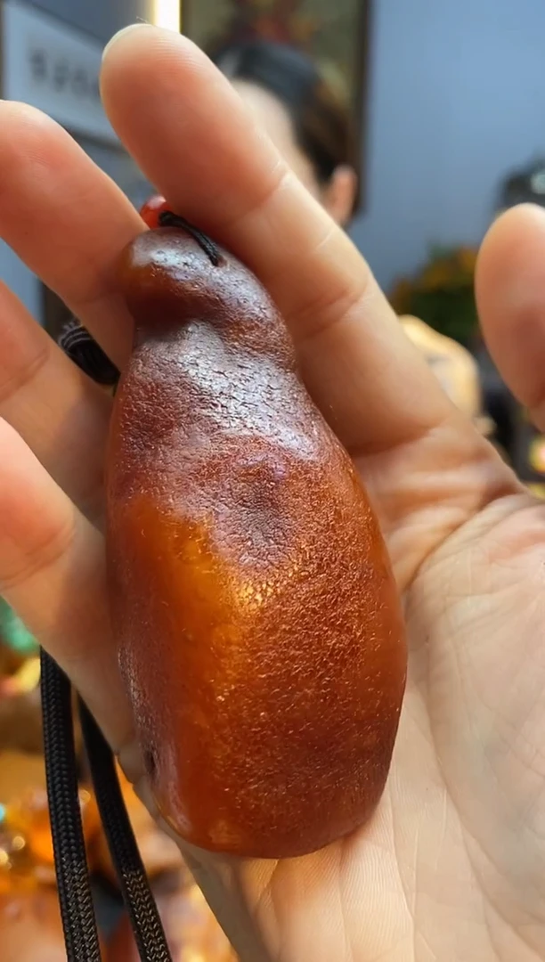 琥珀颈饰未镶嵌吊坠