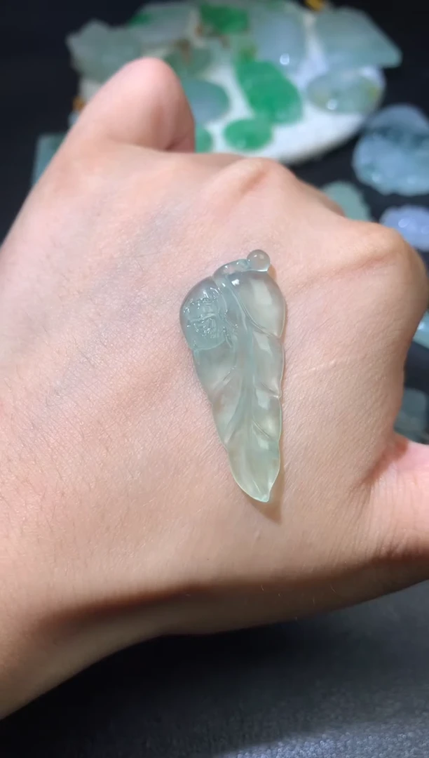 未镶嵌定制翡翠毛货
