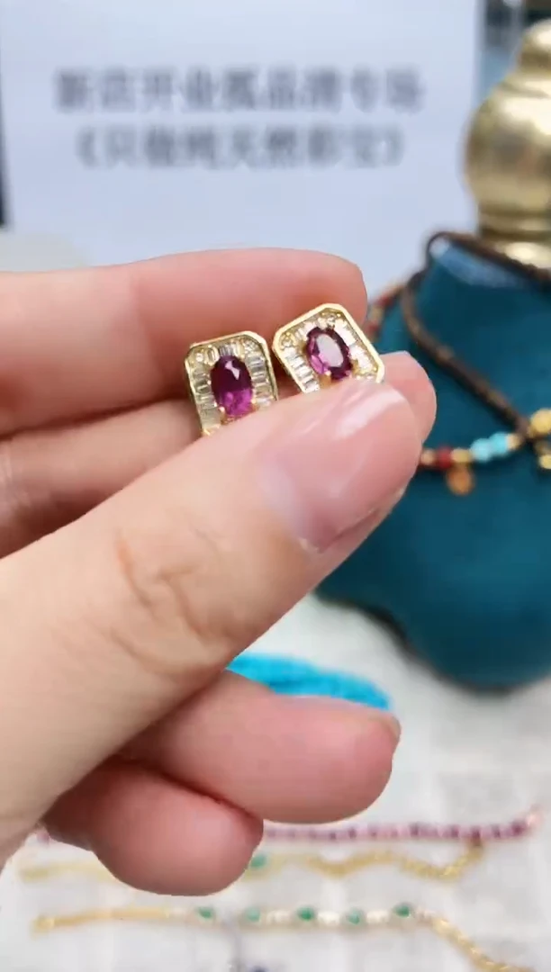 银S925镶嵌耳饰石榴石068ZB1207产品一个（多样性）