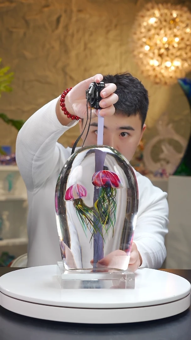 手工艺品琉璃金红色双头水母摆件