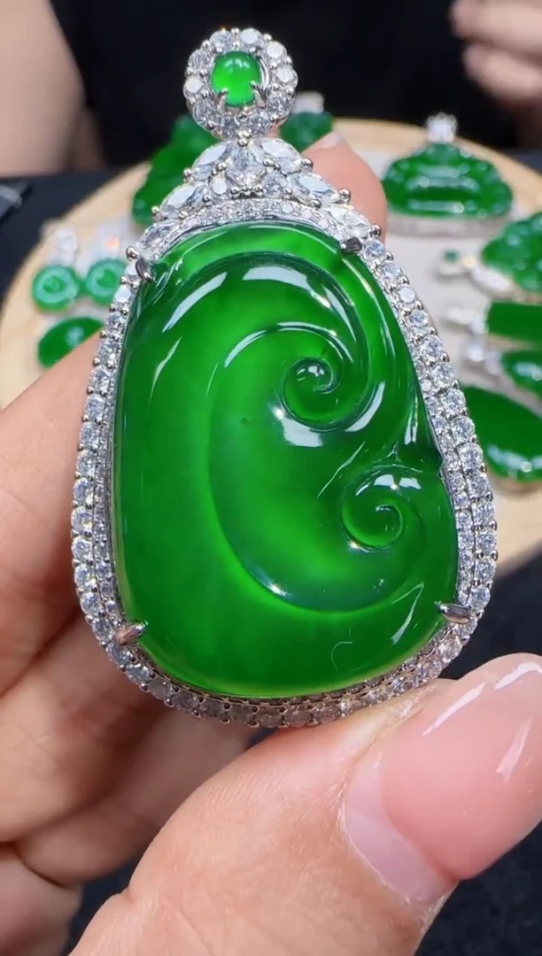 未镶嵌定制翡翠翡翠吊坠117