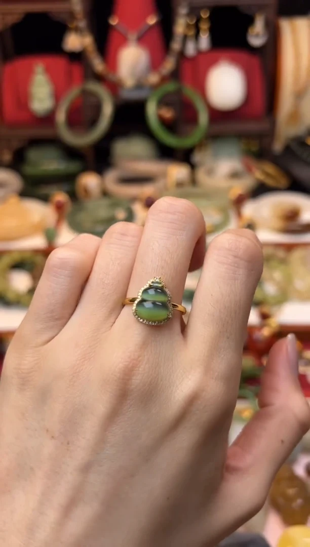 【闪购商品】和田玉戒指18K金镶嵌精品