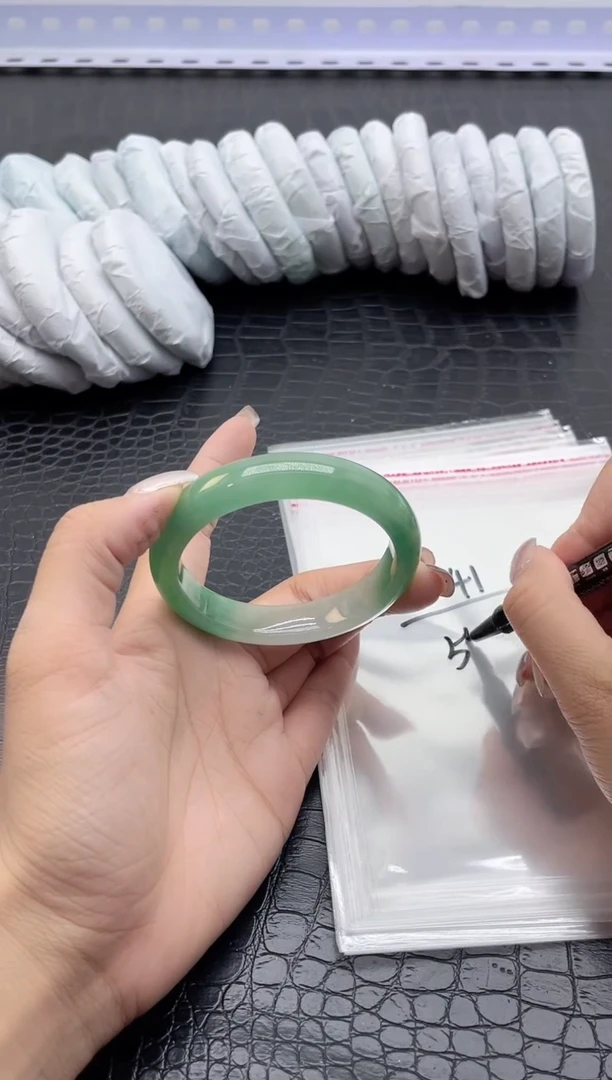 手镯所见即所得拍啥发啥141