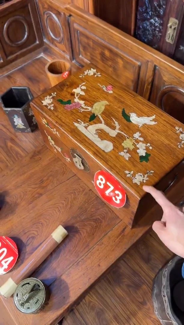 木木头款黄花梨40鸟踏花枝翻盖箱428