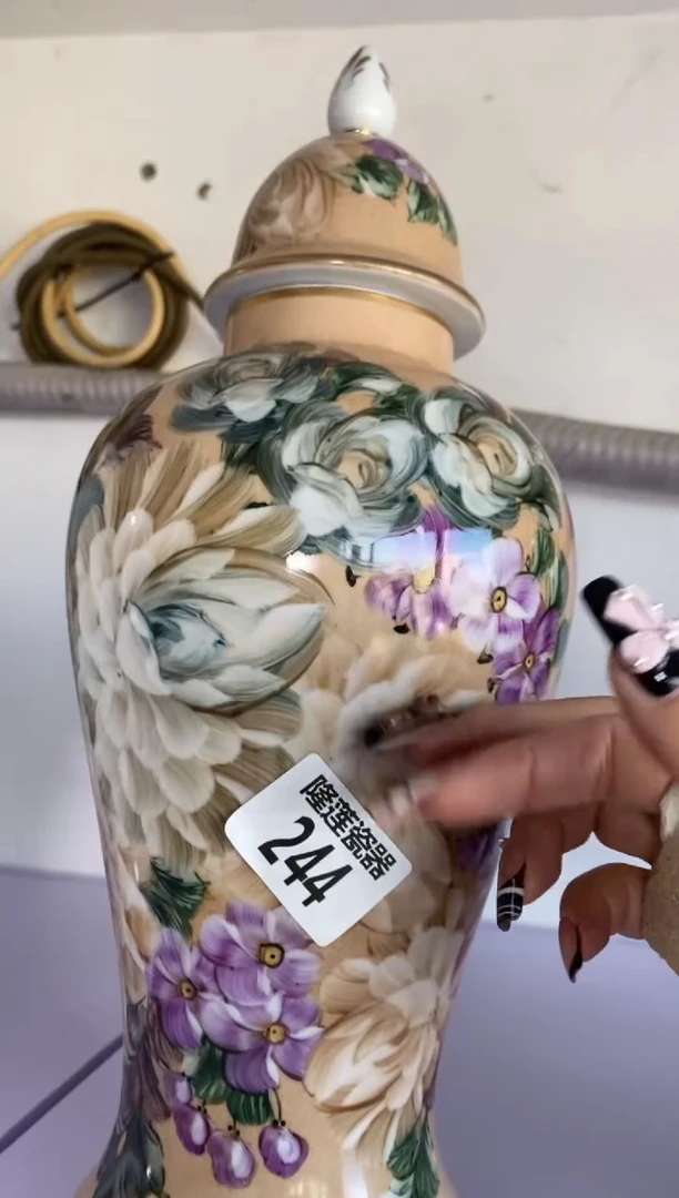 瓷片欣*合隆莲瓷器欢迎大家