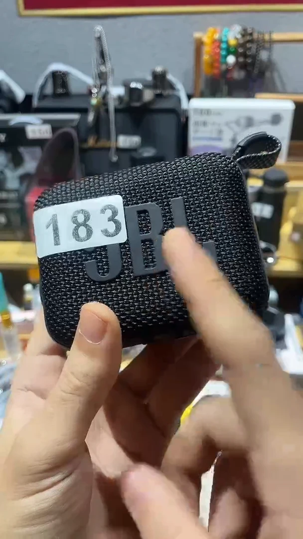 瓷片闪购商品 如图所示