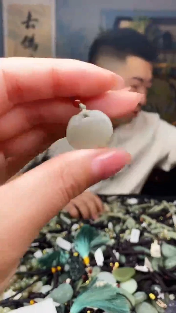 颈饰未镶嵌和田玉多样性发货，拍一发一