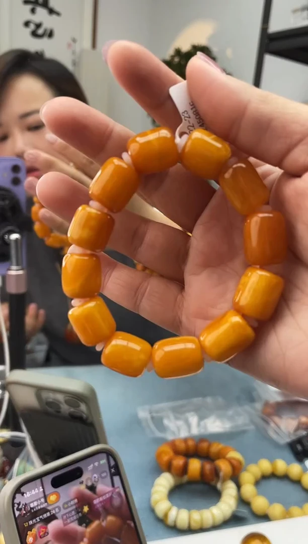 【闪购商品】未镶嵌琥珀珠宝奇石手串