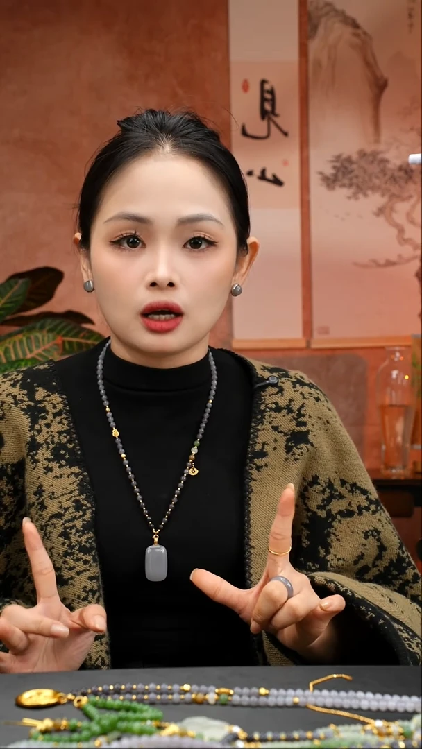 吊坠(赠链)银S925镀金镶嵌和田玉（碧玉）雾阳